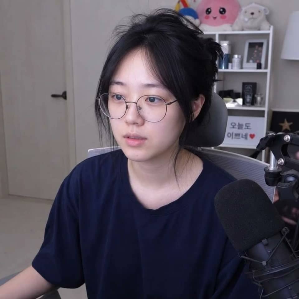 적염의 드레스 폼